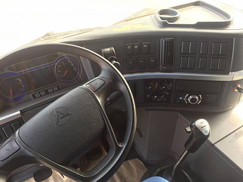Автокран STC250-5